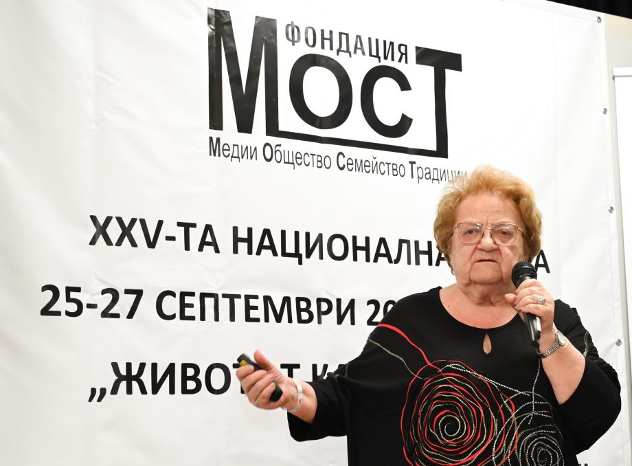 Ново лечение позволява на заразени със СПИН да станат бащи 