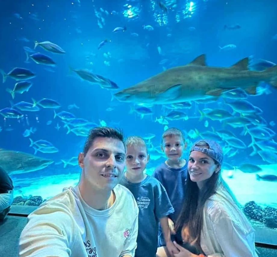 Нанси Карабойчева с поздрав от Канарските острови 