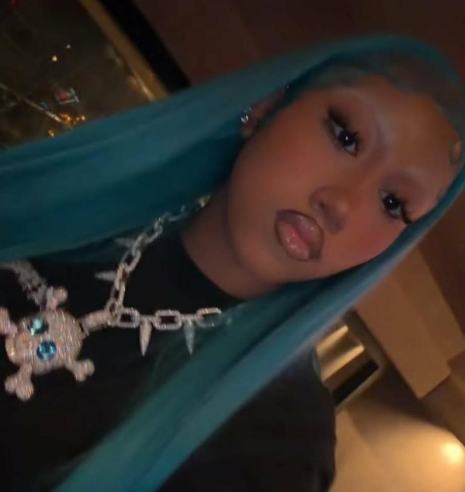 Кание Уест излезе на сцената с дъщеря си Норт 