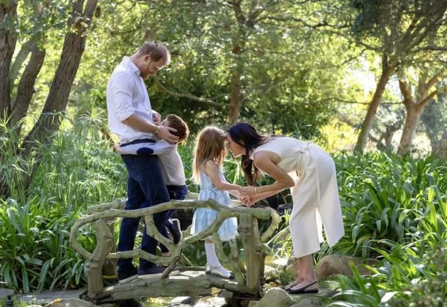 Меган Маркъл показа как децата се подготвиха за Великден 