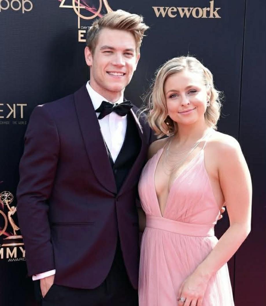 Лукас Адамс и Шелби Улферт станаха родители