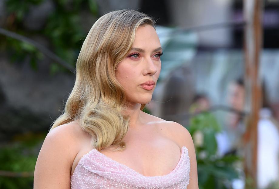Скарлет Йохансон е била критикувана от семейството си