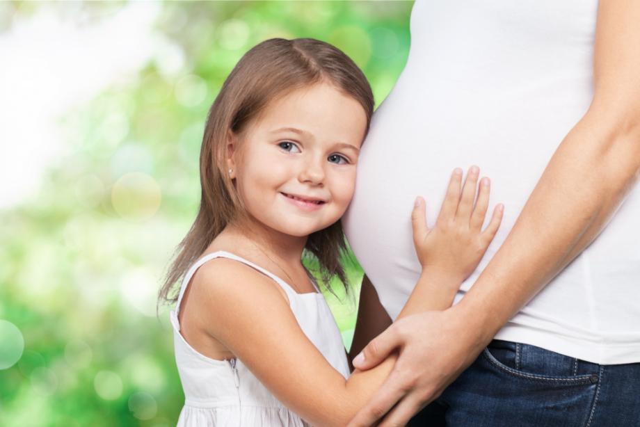 Мама е бременна: как да кажете на първото дете