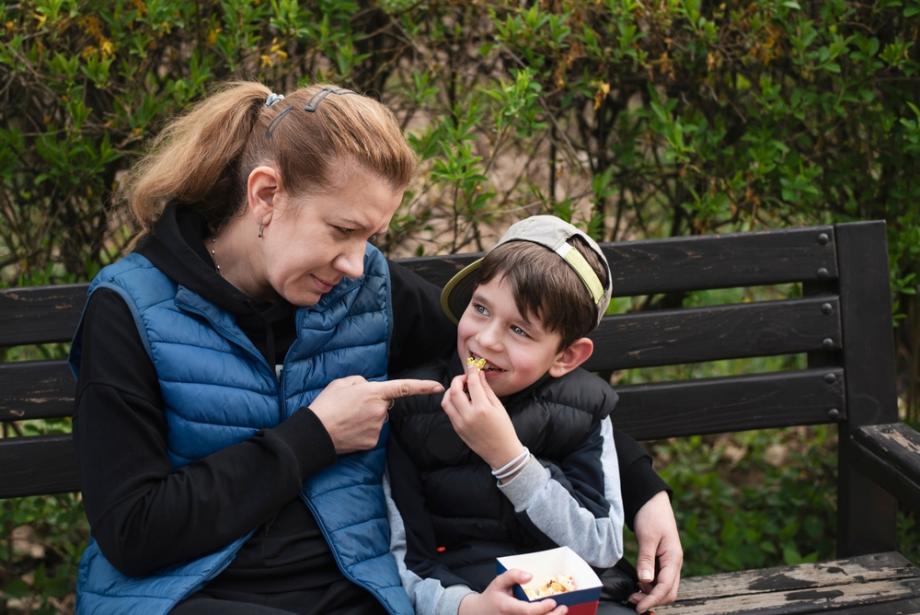 Заложете на разумен възпитателен ход: Без принуда 