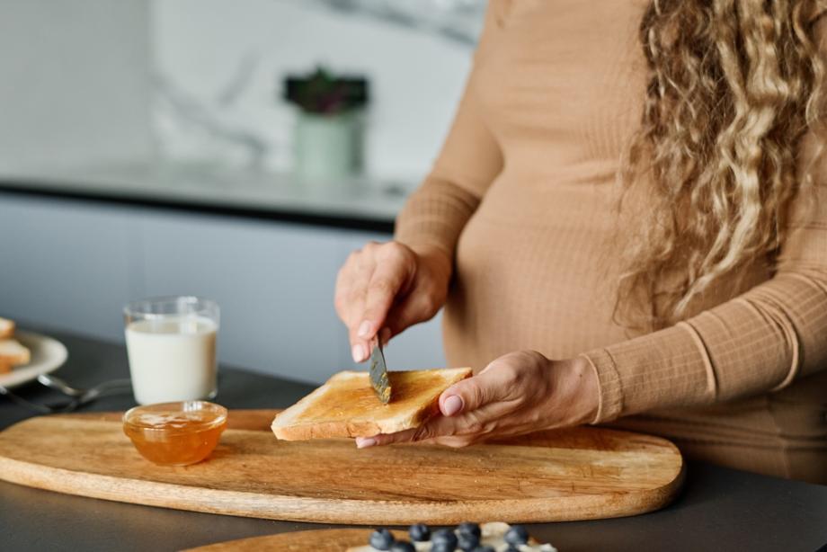 Трябва ли бременните жени да консумират мед