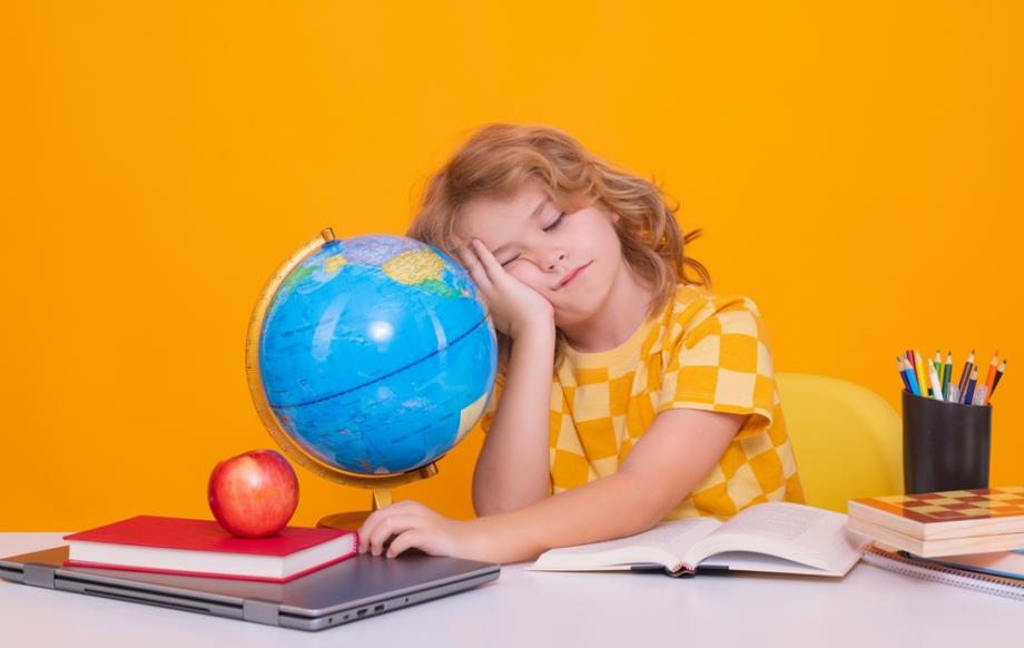 Тихи звънчета: 5 знака, че детето живее под натиск