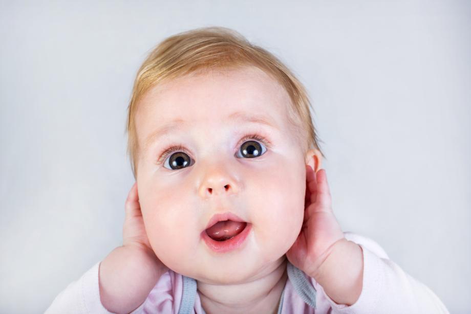 Как да отключим говора на бебето