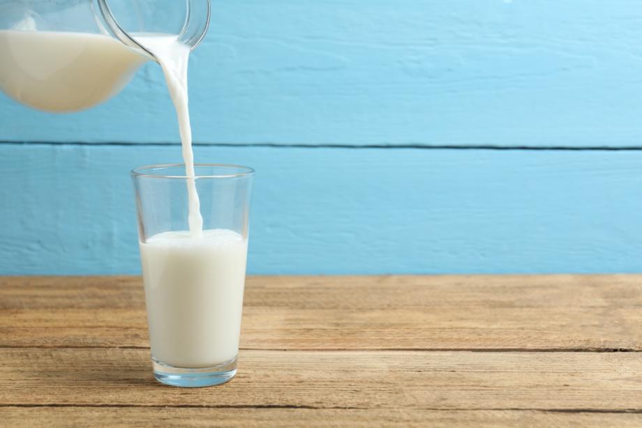 Кои са основните ползи от прясното мляко?
